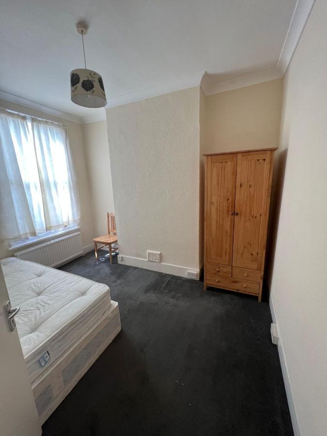 East London 2 Bedroom Apartment エクステリア 写真