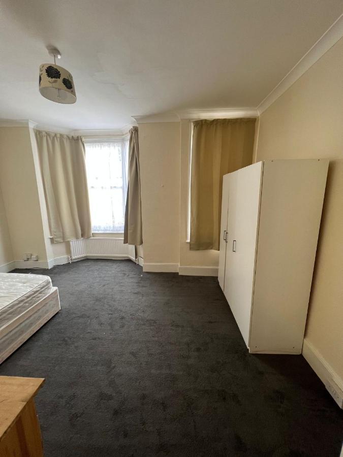 East London 2 Bedroom Apartment エクステリア 写真