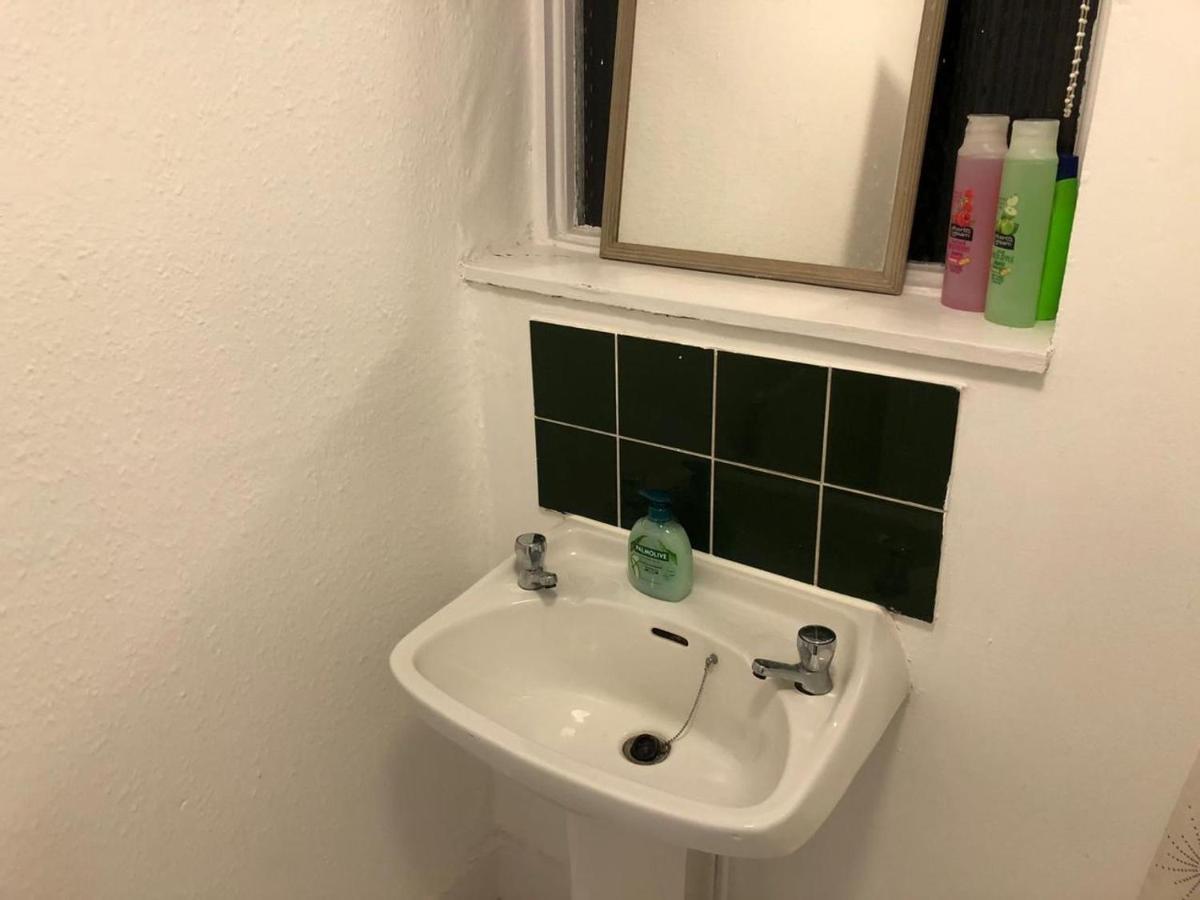 East London 2 Bedroom Apartment エクステリア 写真