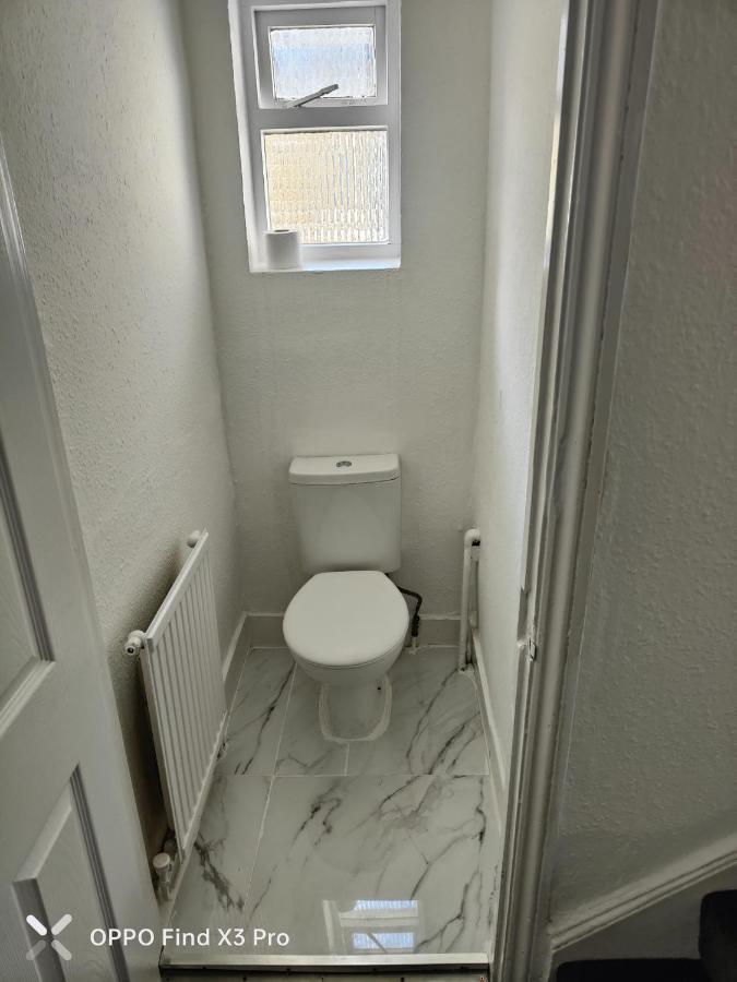 East London 2 Bedroom Apartment エクステリア 写真
